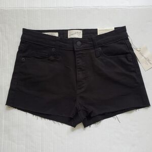 Universal thread High Rise Midi Shorts size 2. Black. New.